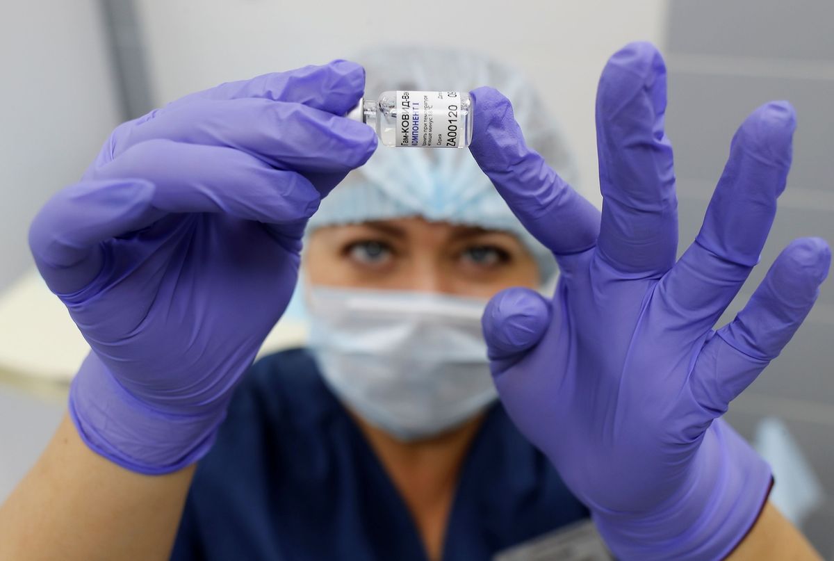 Vakcína Novavaxu, která se bude vyrábět v ČR, má zpoždění